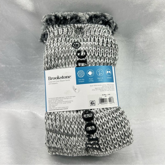 Brookstone Gray Cable Knit Slipper Socks with Grippers Size OS 4-10 - Picture 3 of 4